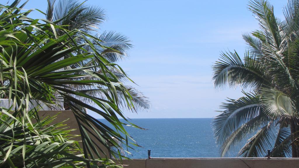 La Paloma Oceanfront Retreat Hotel San Patricio Melaque Kamer foto
